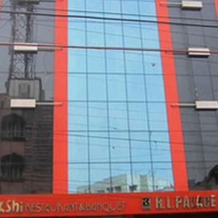 R L Palace Hotel Burnpur Esterno foto